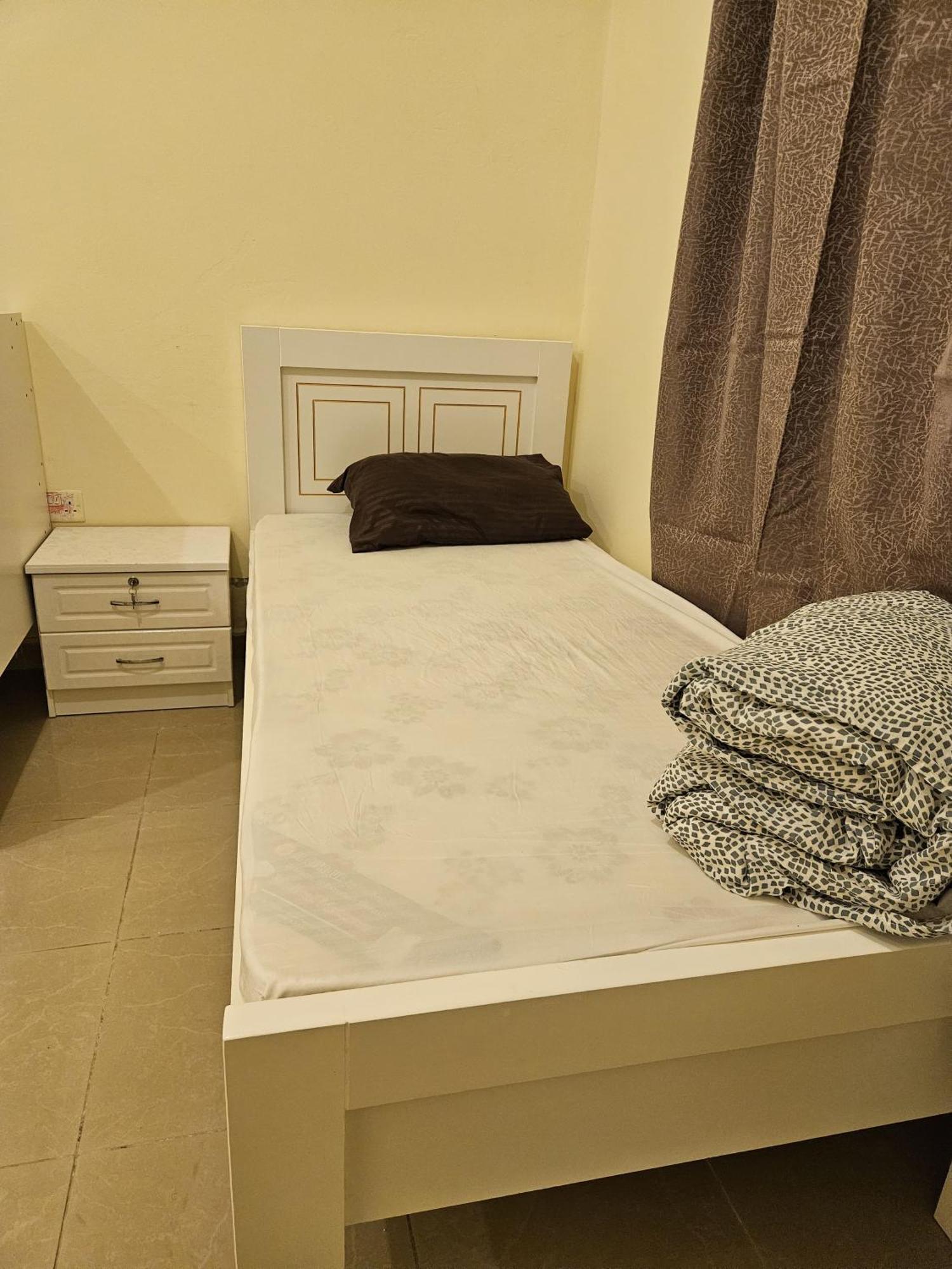 Paradiso Backpackers Nest 아부다비 외부 사진